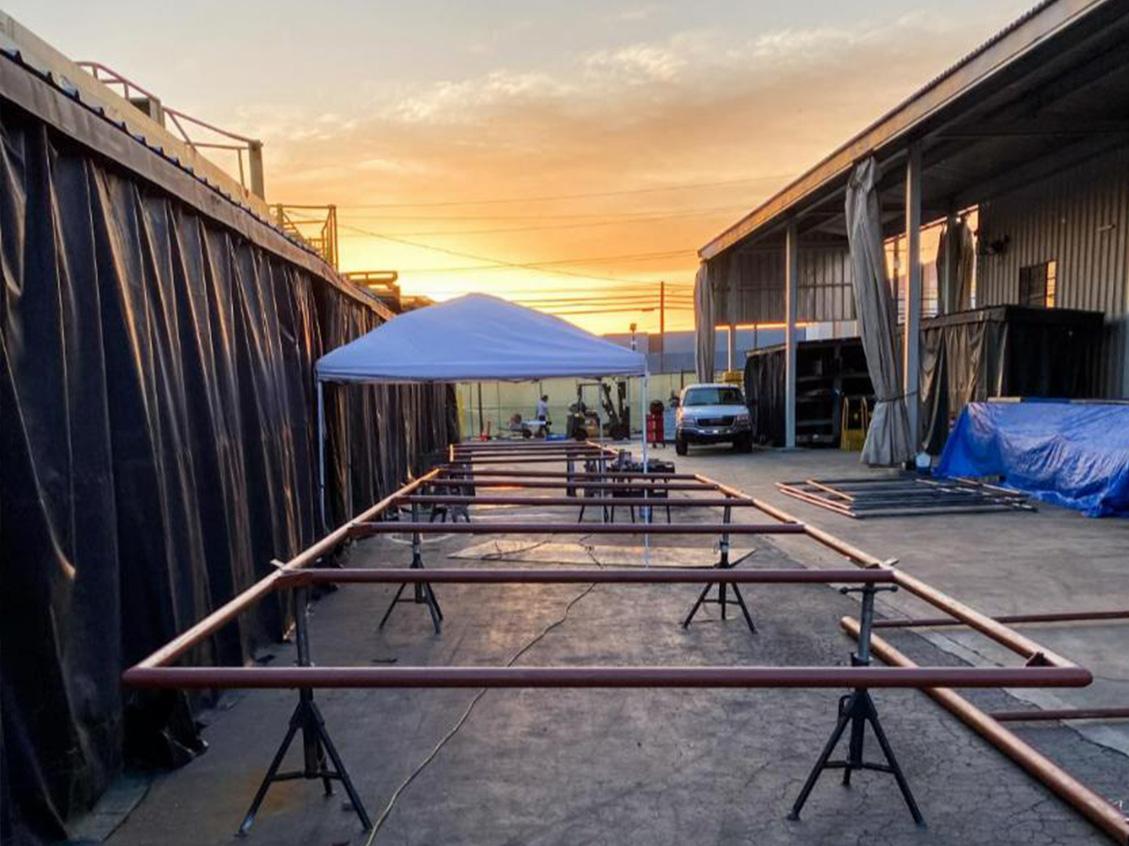 Building-a-commercial-fence-res